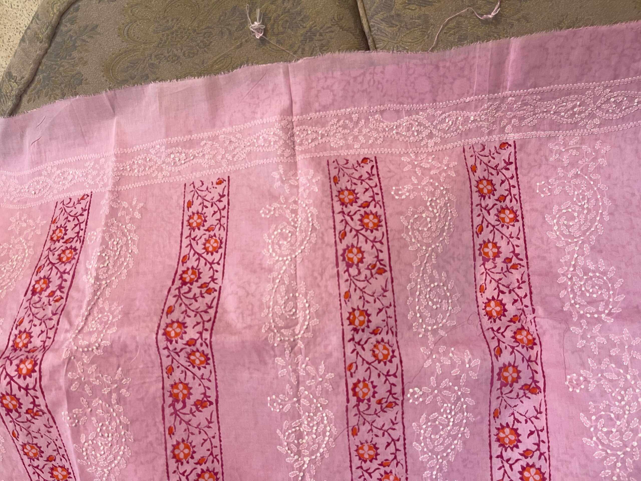 Lilac Pink Chikankari Embroidered Pure Lawn Shirt & Dupatta - Image 3