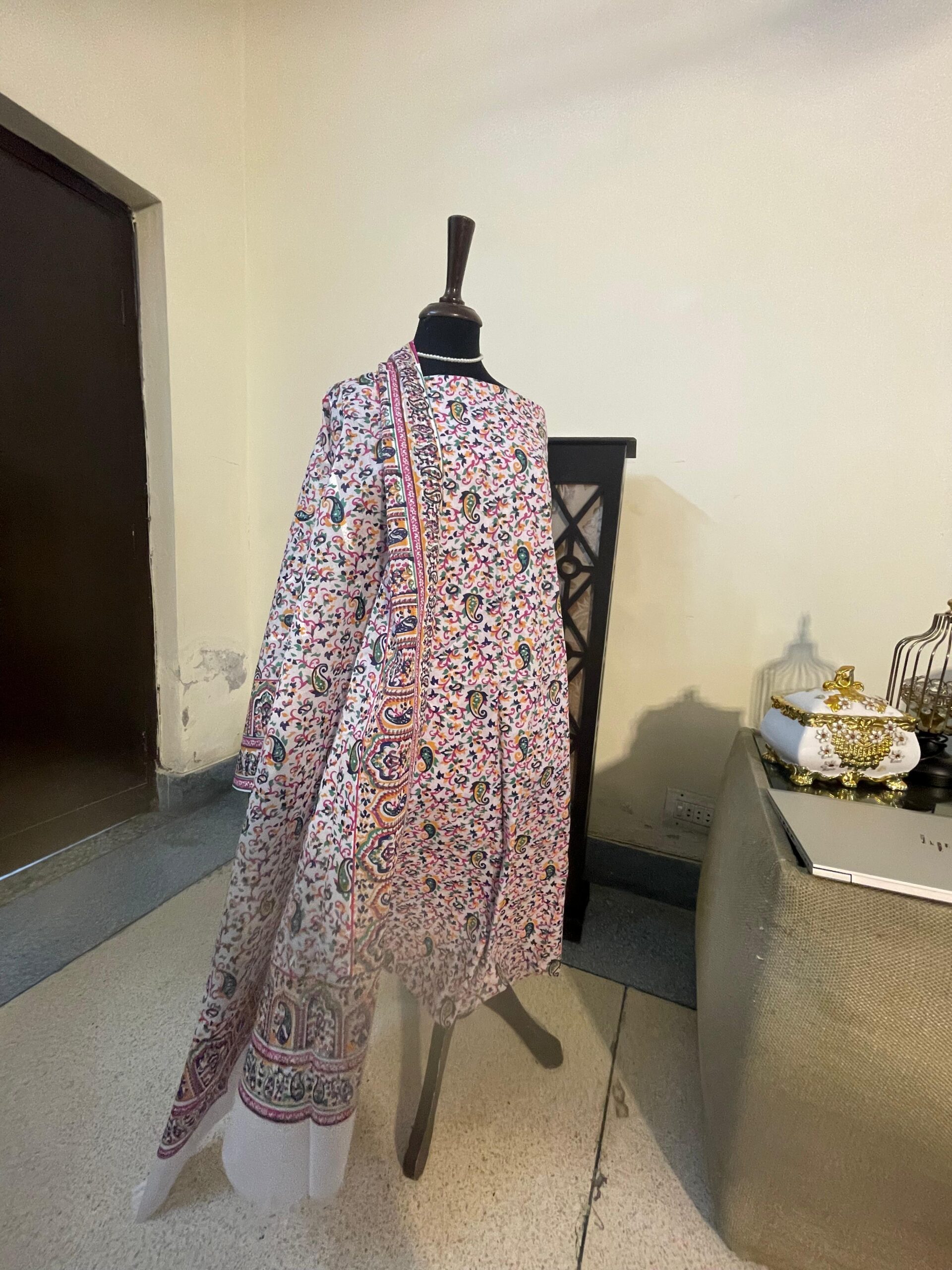 Handmade Rosewood Paisley Bloom Block Printed Pure Lawn 2 Piece Unstitched Suit with Brochia Dupatta - Image 2
