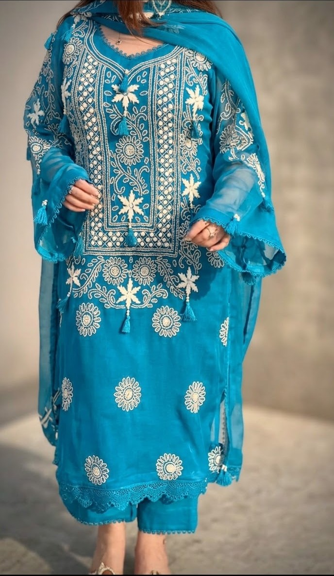 turquoise-blue-with-white-floral-embroidery-chiffon-unstitched-suit-turquoise-blue-chiffon-dupatta